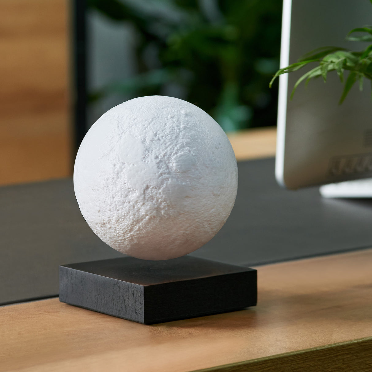 Smart Floating Moon Lamp